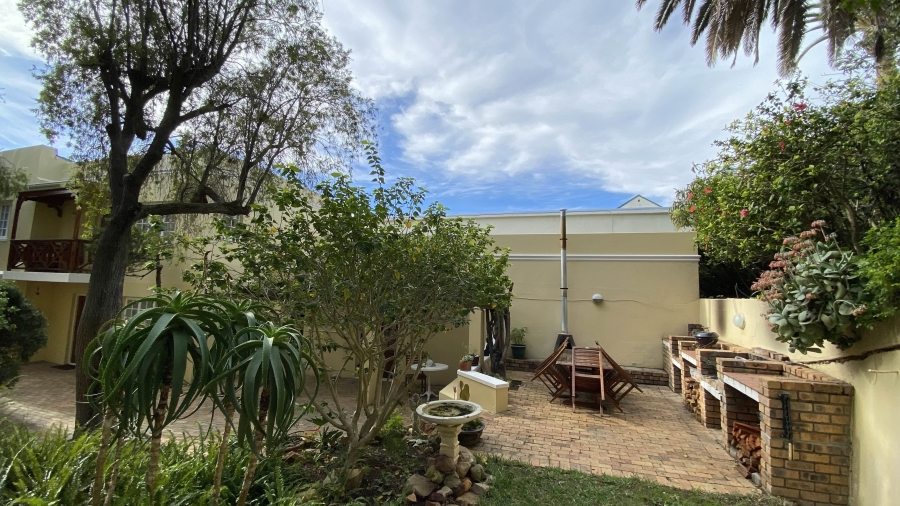 2 Bedroom Property for Sale in Simons Town Western Cape